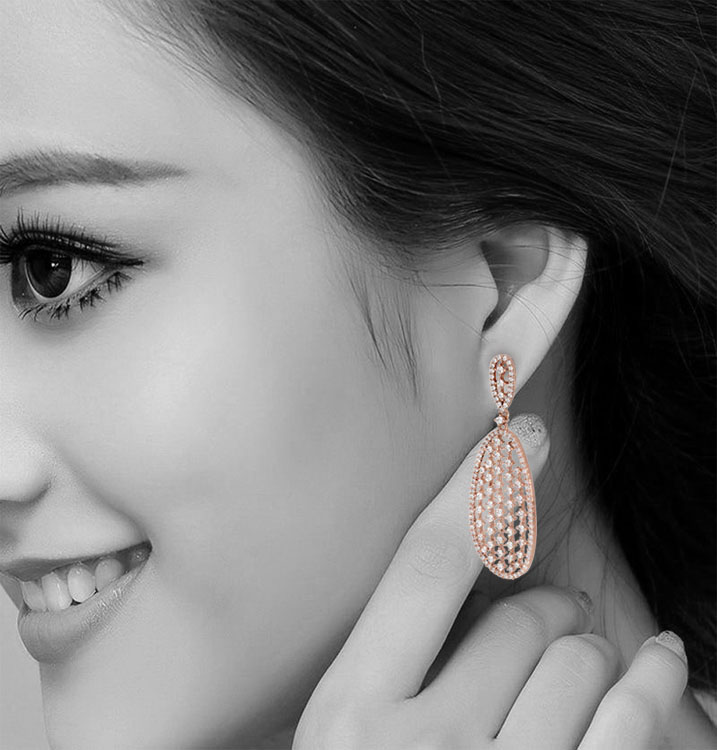 the mirabella earring